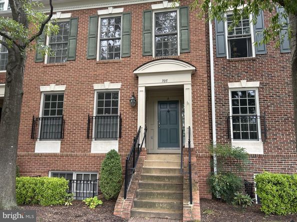 705 Massey Lane A, Alexandria VA 22314