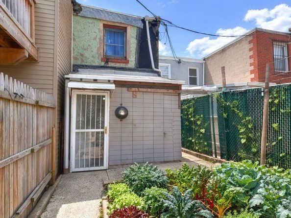 1813 E Hazzard Street, Philadelphia PA 19125