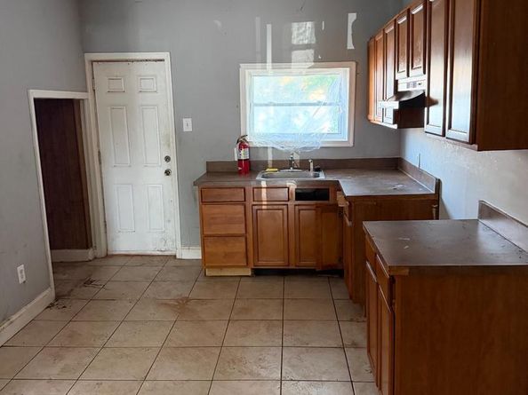 1817 Bridge Street, Philadelphia PA 19124