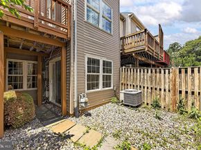 13157 Kidwell Field Road, Herndon VA 20171
