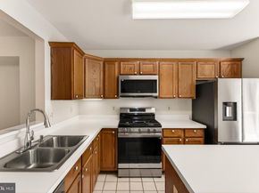 13157 Kidwell Field Road, Herndon VA 20171