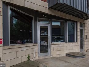 808 N 4TH Street, Philadelphia PA 19123