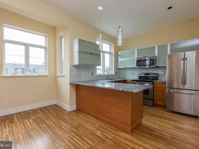 808 N 4TH Street, Philadelphia PA 19123