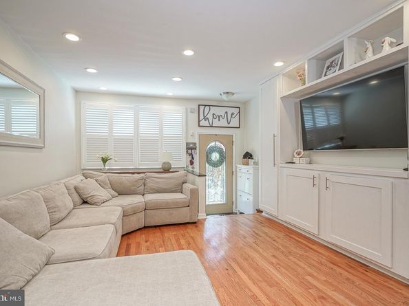 2834 S Camac Street, Philadelphia PA 19148