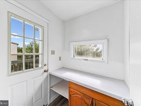 9 Ardsley Road, Upper Darby PA 19082