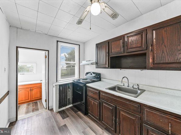 9 Ardsley Road, Upper Darby PA 19082