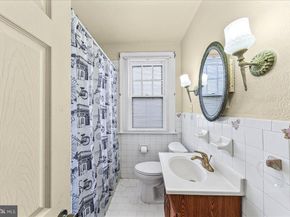 9 Ardsley Road, Upper Darby PA 19082
