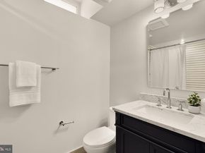 1737 11TH Street NW 102, Washington DC 20001