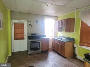 1459 N Hirst Street N, Philadelphia PA 19151