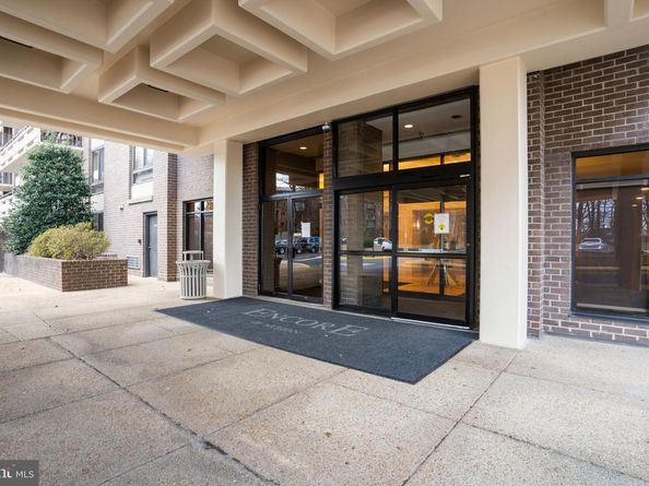 1808 Old Meadow Road 503, Mclean VA 22102