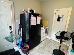 1000 N 43rd Street, Philadelphia PA 19104