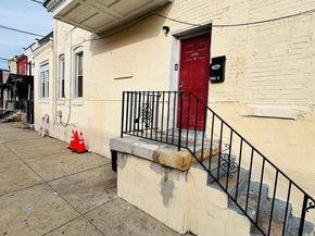 1000 N 43rd Street, Philadelphia PA 19104