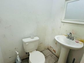 1000 N 43rd Street, Philadelphia PA 19104