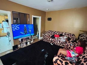 1000 N 43rd Street, Philadelphia PA 19104