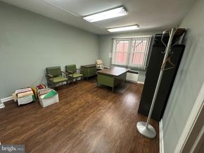 712 E Macdade Boulevard, Folsom PA 19033