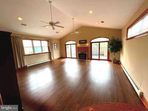 712 E Macdade Boulevard, Folsom PA 19033