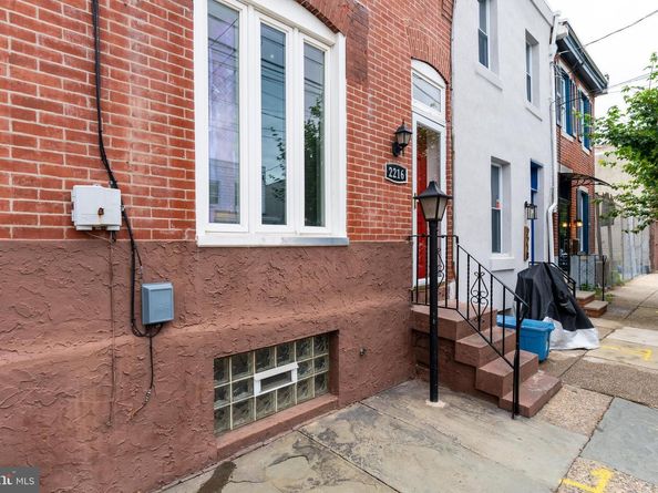 2216 Cedar Street, Philadelphia PA 19125