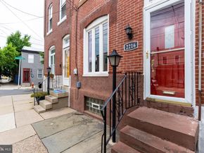 2216 Cedar Street, Philadelphia PA 19125