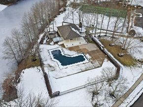 1613 Lakeview Circle, Yardley PA 19067