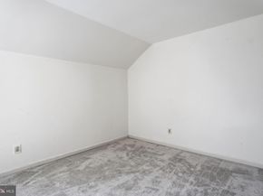 1613 Lakeview Circle, Yardley PA 19067