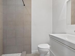 2228 40TH Street NW 1, Washington DC 20007