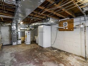 4140 21st Road N, Arlington VA 22207