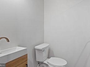 2432 Olcott Avenue, Ardmore PA 19003