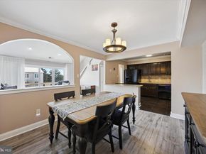 27 Bonnie Gellman Court B27, Philadelphia PA 19114