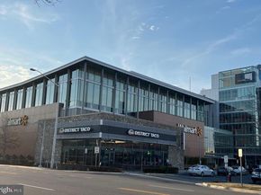 8882 Ashgrove House Lane, Vienna VA 22182