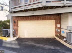 8882 Ashgrove House Lane, Vienna VA 22182