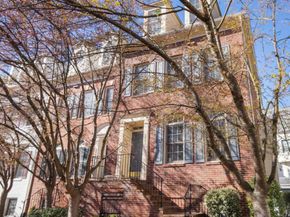 8882 Ashgrove House Lane, Vienna VA 22182