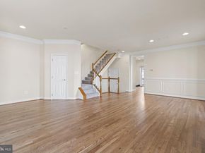 8882 Ashgrove House Lane, Vienna VA 22182