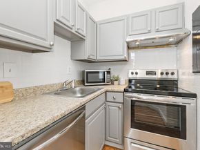 7 18TH Street SE 208, Washington DC 20003