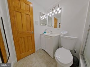 2101 Chestnut Street 1011, Philadelphia PA 19103