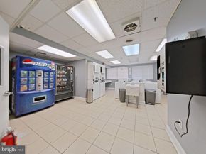 2101 Chestnut Street 1011, Philadelphia PA 19103