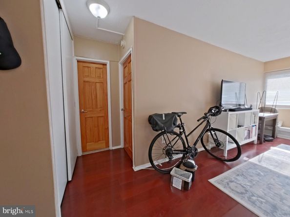 2101 Chestnut Street 1011, Philadelphia PA 19103