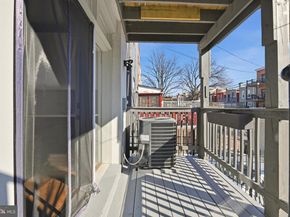 27 Quincy Place NE 1, Washington DC 20002