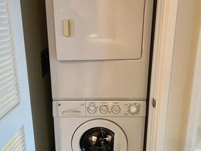 8220 Crestwood Heights Drive 1410, Mclean VA 22102