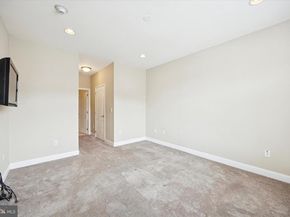 317 Carson Terrace, Huntingdon Valley PA 19006