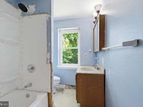 1838 Shallcross Avenue, Folcroft PA 19032