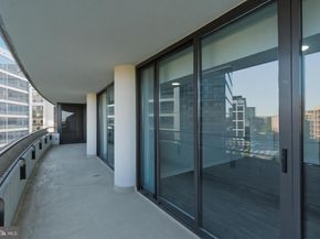 1300 Crystal Drive 1107S, Arlington VA 22202