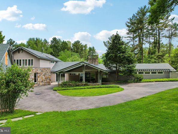 1673 Paper Mill Road, Jenkintown PA 19046