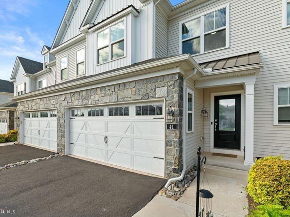 41 Spring Mill Road, Warminster PA 18974