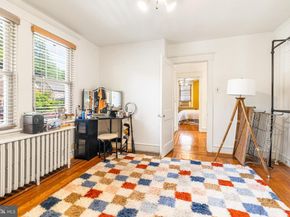 203 Hewett Road, Wyncote PA 19095