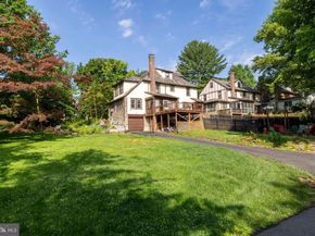 203 Hewett Road, Wyncote PA 19095
