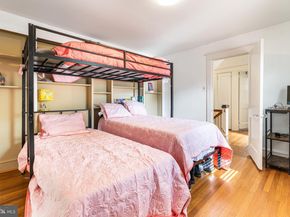 203 Hewett Road, Wyncote PA 19095