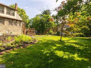 203 Hewett Road, Wyncote PA 19095