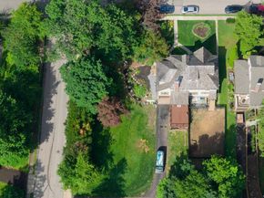 203 Hewett Road, Wyncote PA 19095
