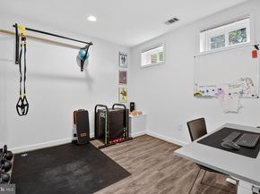 11107 Candlelight Lane, Potomac MD 20854