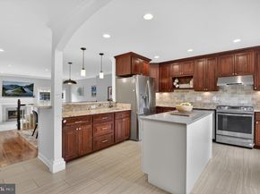 11107 Candlelight Lane, Potomac MD 20854